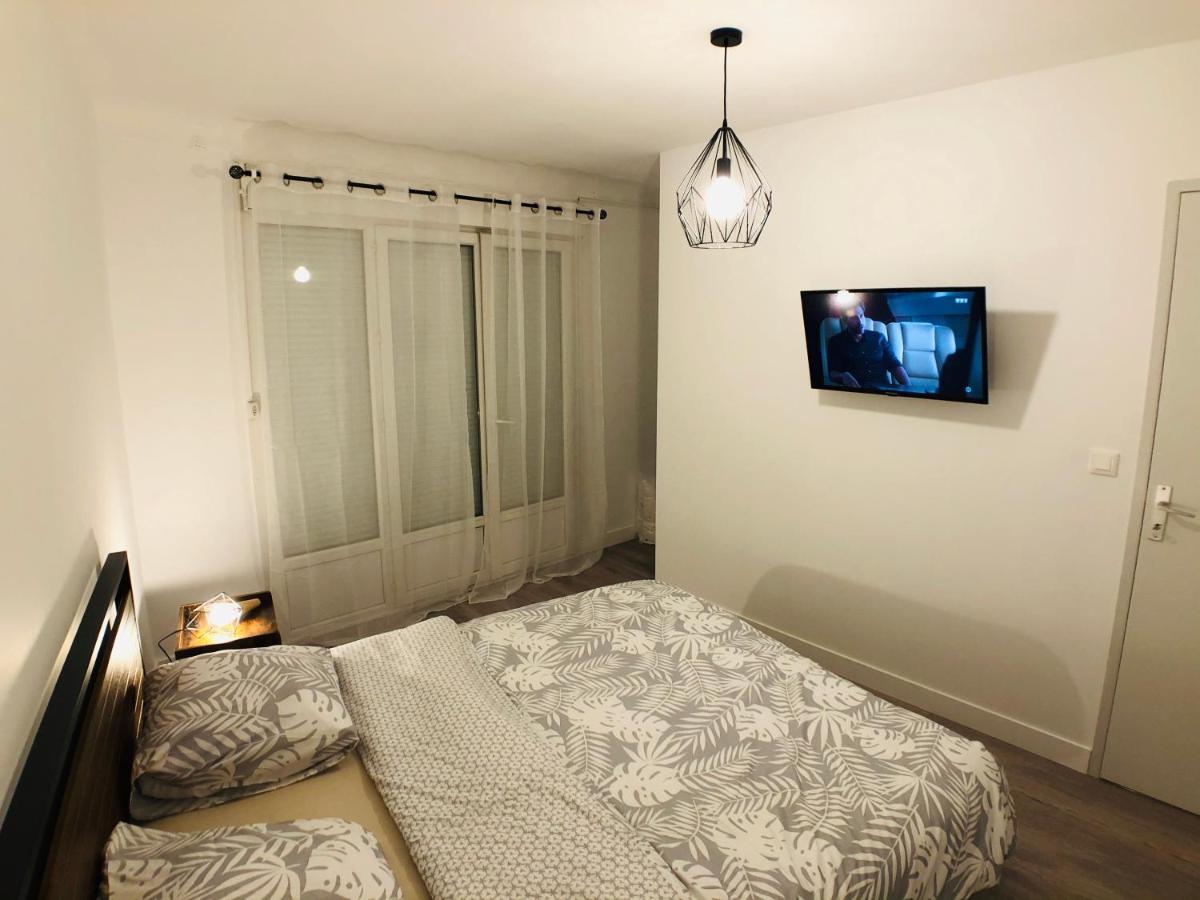 Charmant Appartement 1-4 Personnes, Proche Centre Avec Parking Nantes Exterior photo