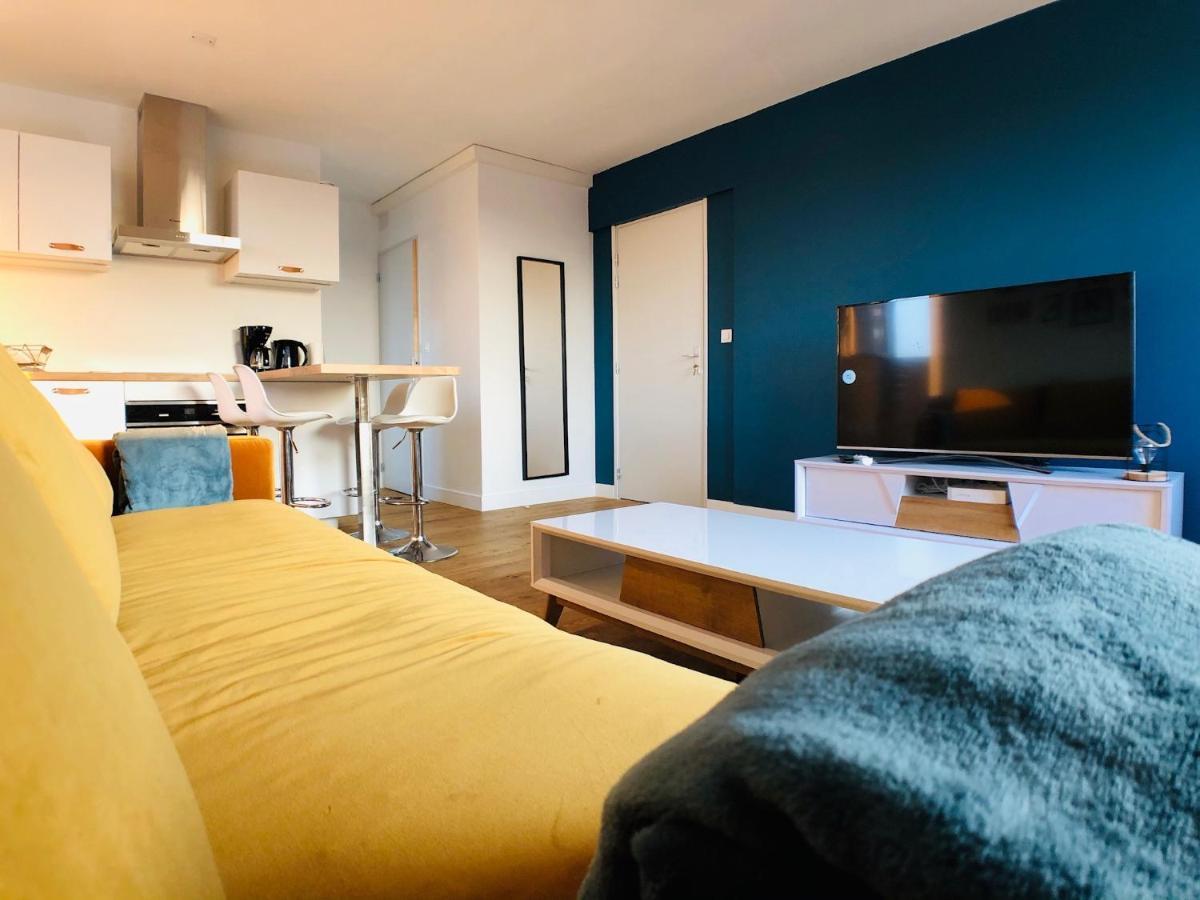 Charmant Appartement 1-4 Personnes, Proche Centre Avec Parking Nantes Exterior photo